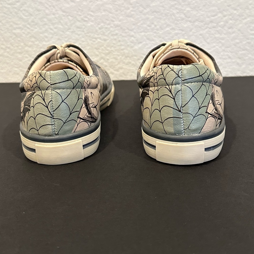 DoGo hand painted vegan ‘Catpire’ sneakers - Picture 15 of 16